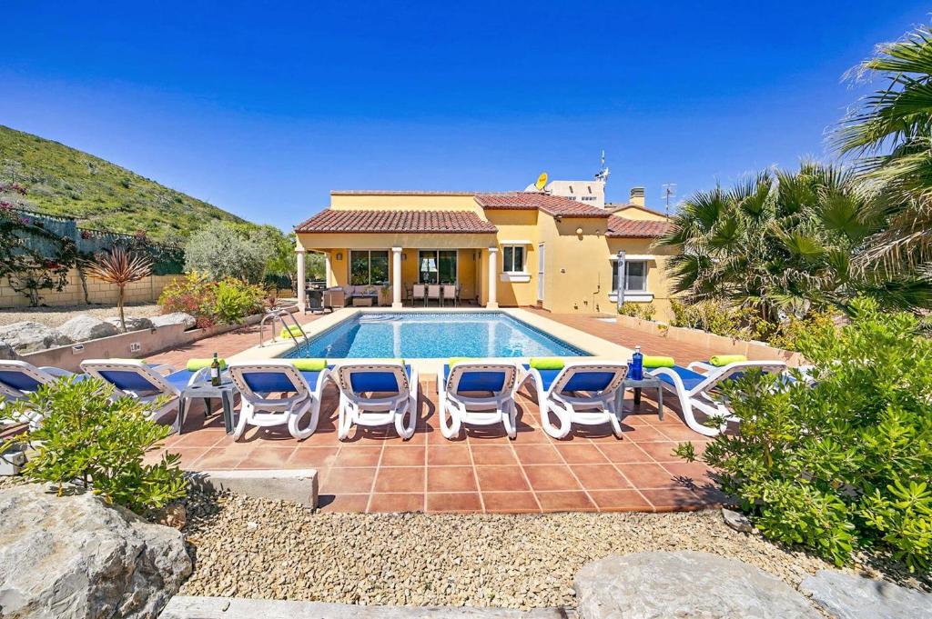 Villa Magdalena Blanca by Villa Plus - 4