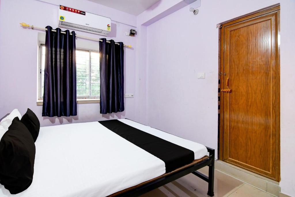 Super DA Guest Home, Jādabpur