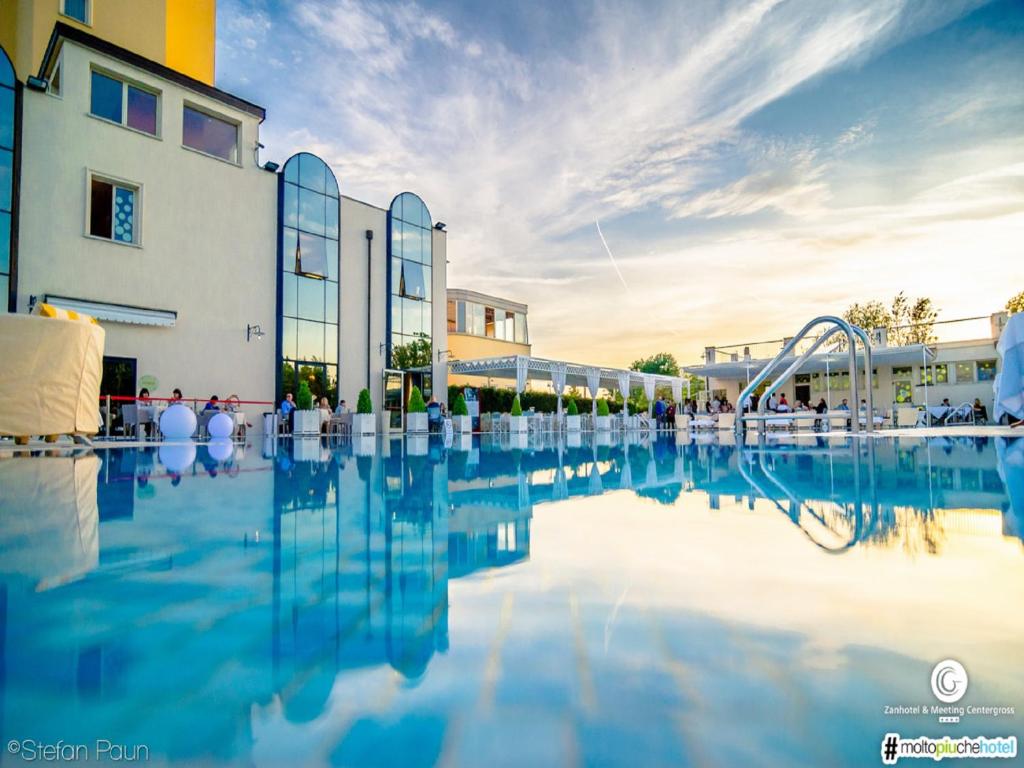 Zanhotel Centergross photo