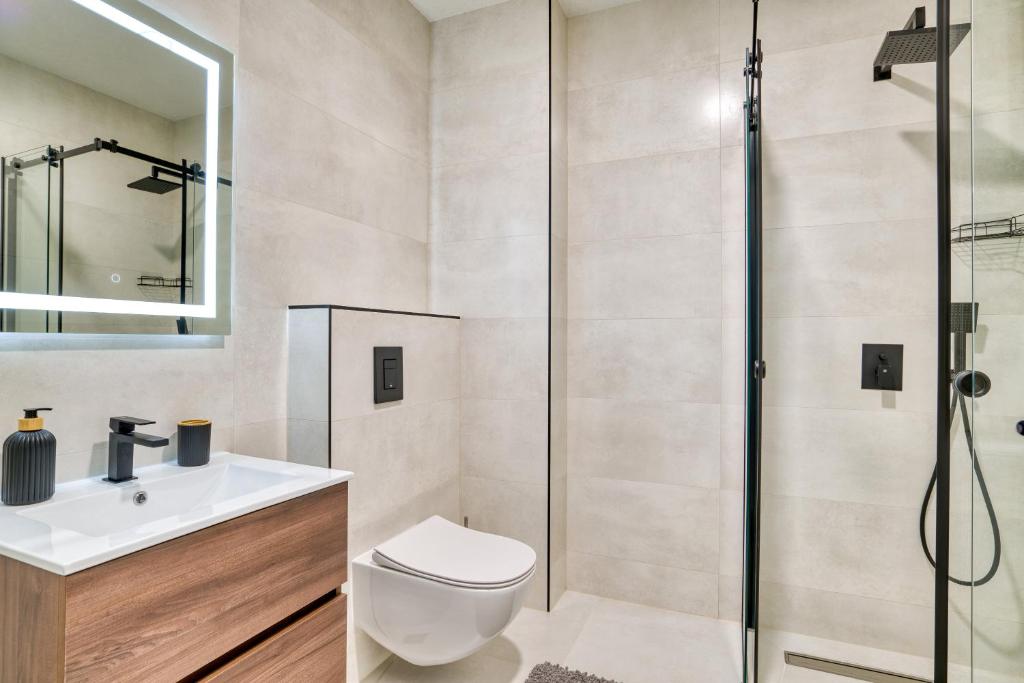 Twin Towers LT Luxury - 3