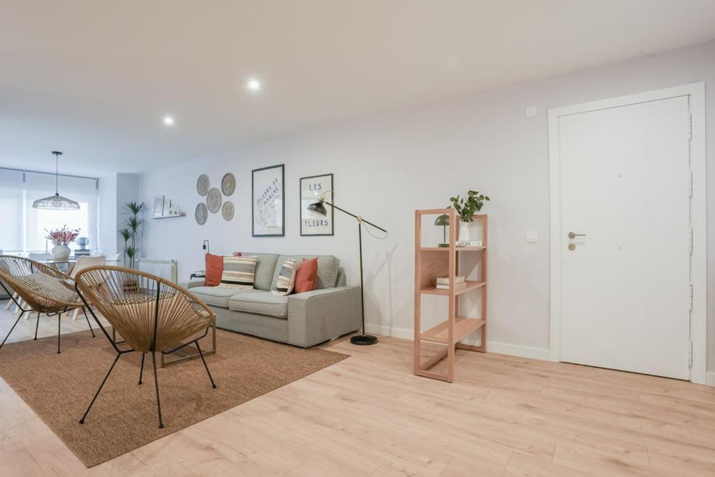 Renovated with pool -2Bedrooms 2Baths-Chamberí - 3