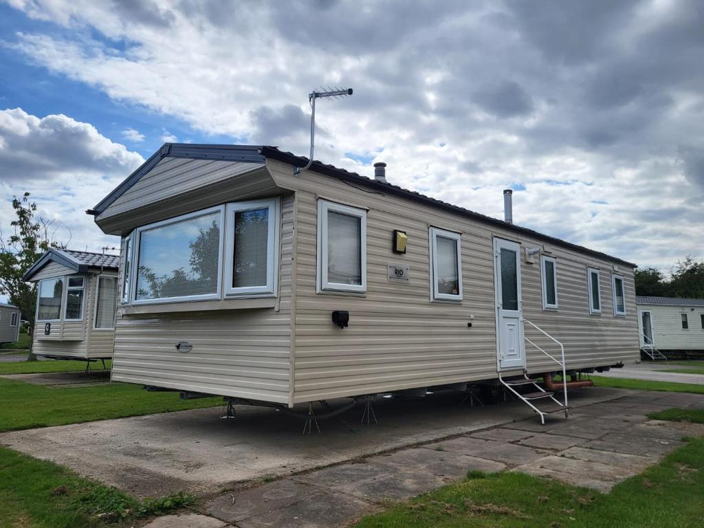 Parkdean Southview Vintage 45 Three bed Sleeps 8 Pet Friendly, Skegness