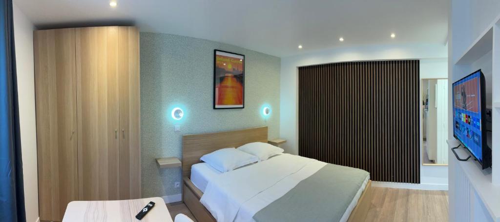 Studio number 5, Pantin