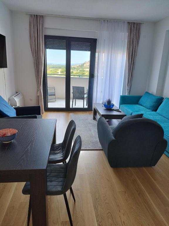 Penthouse Ika - 4