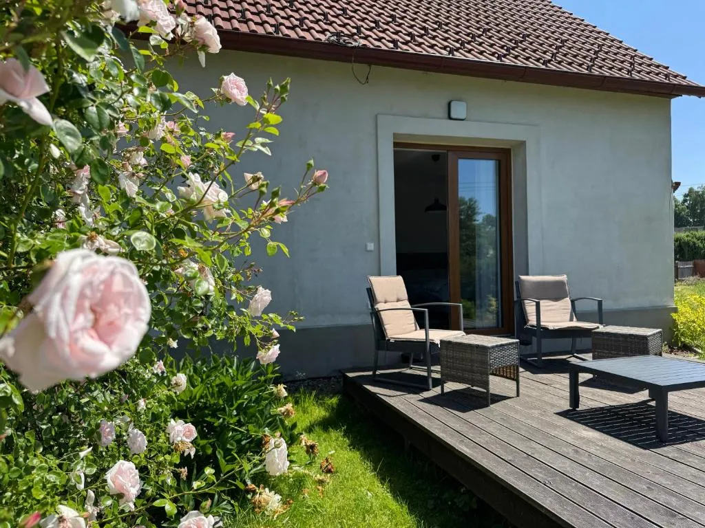 Apartmány u řeky Nežárky, hotel a Lasenitz
