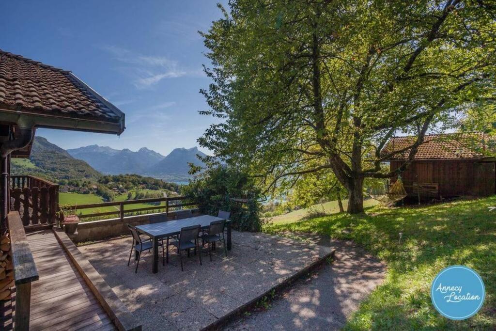 Bergerie Loft Apartment with Panoramic Lake - 4