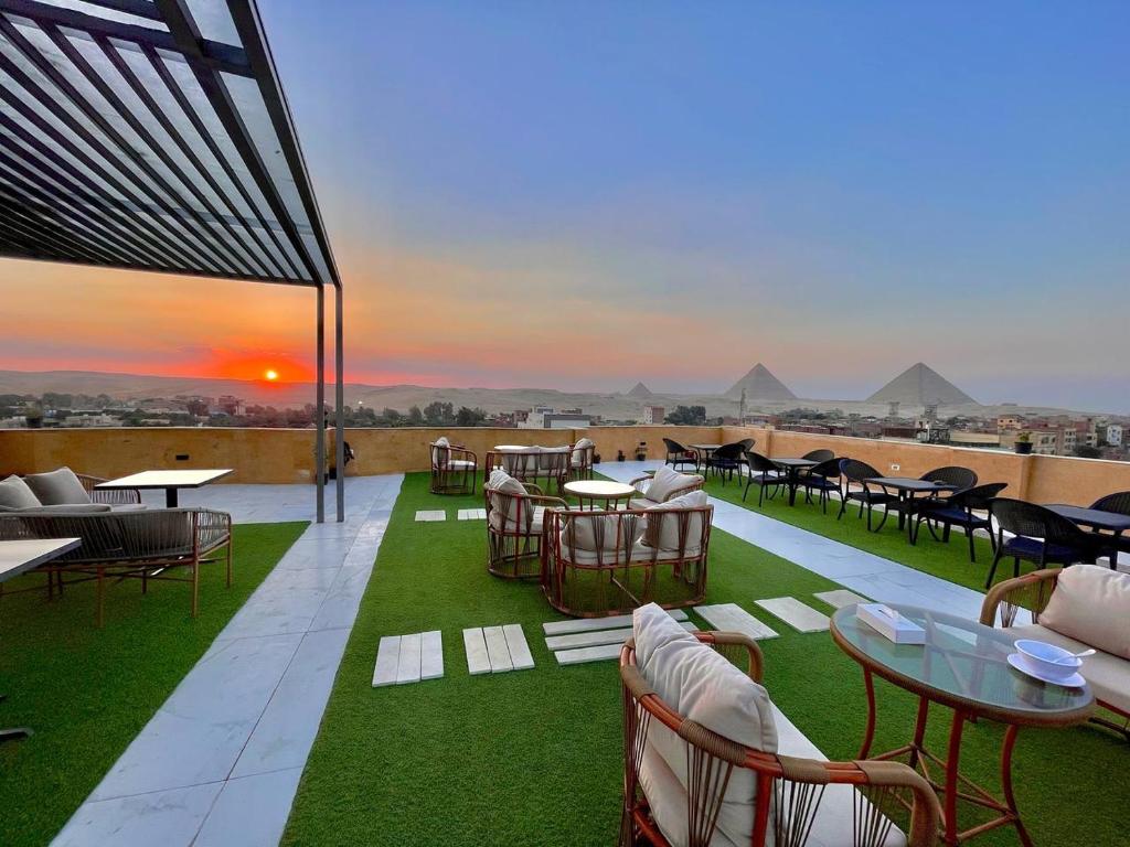 Palm Pyramid View Inn, Káhira