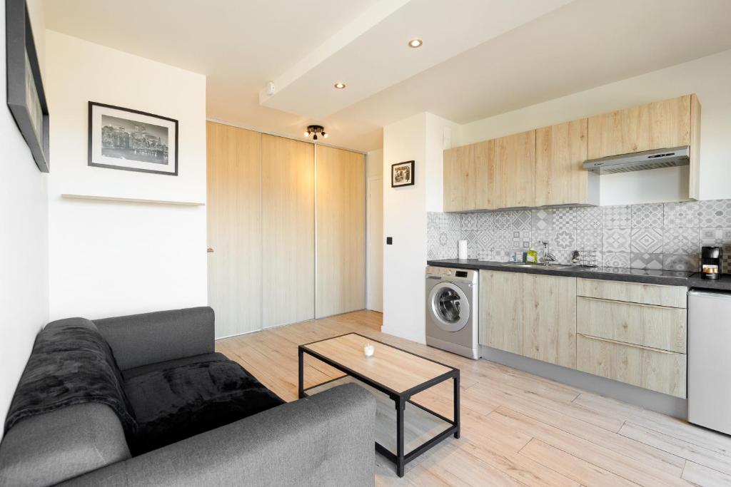 SWEETY- IDEAL COUPLE Moderne 2P, vue mer, parking, clim - 3