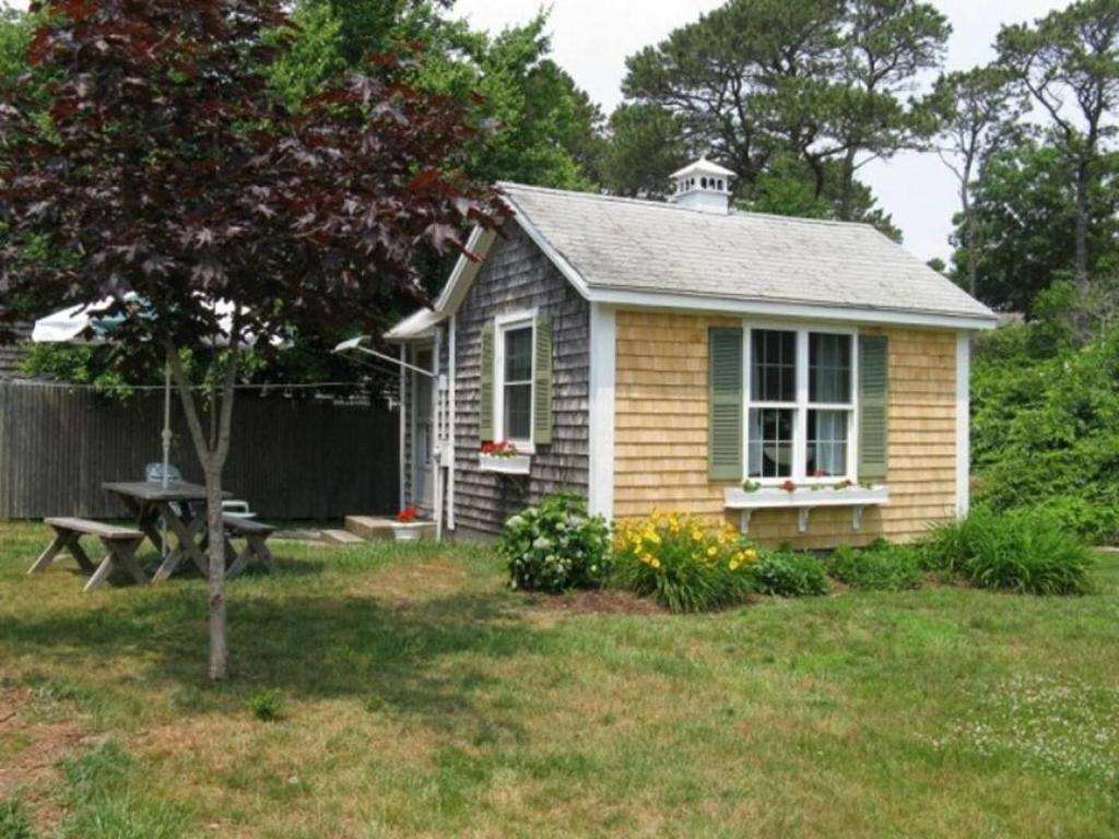 Willows Studio Cottage, Dennis Port