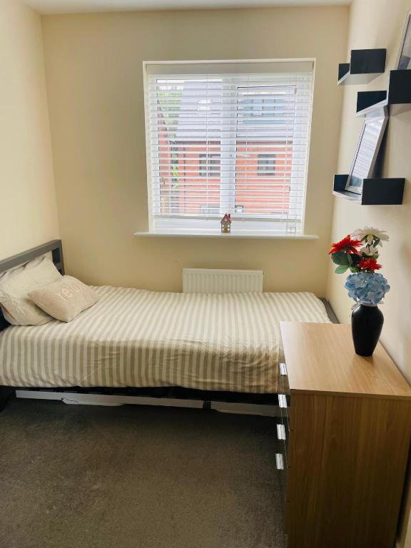 Greenside View, Dukinfield