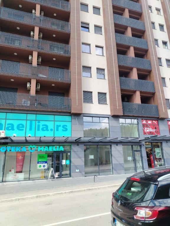 Balkan square 155 - 1