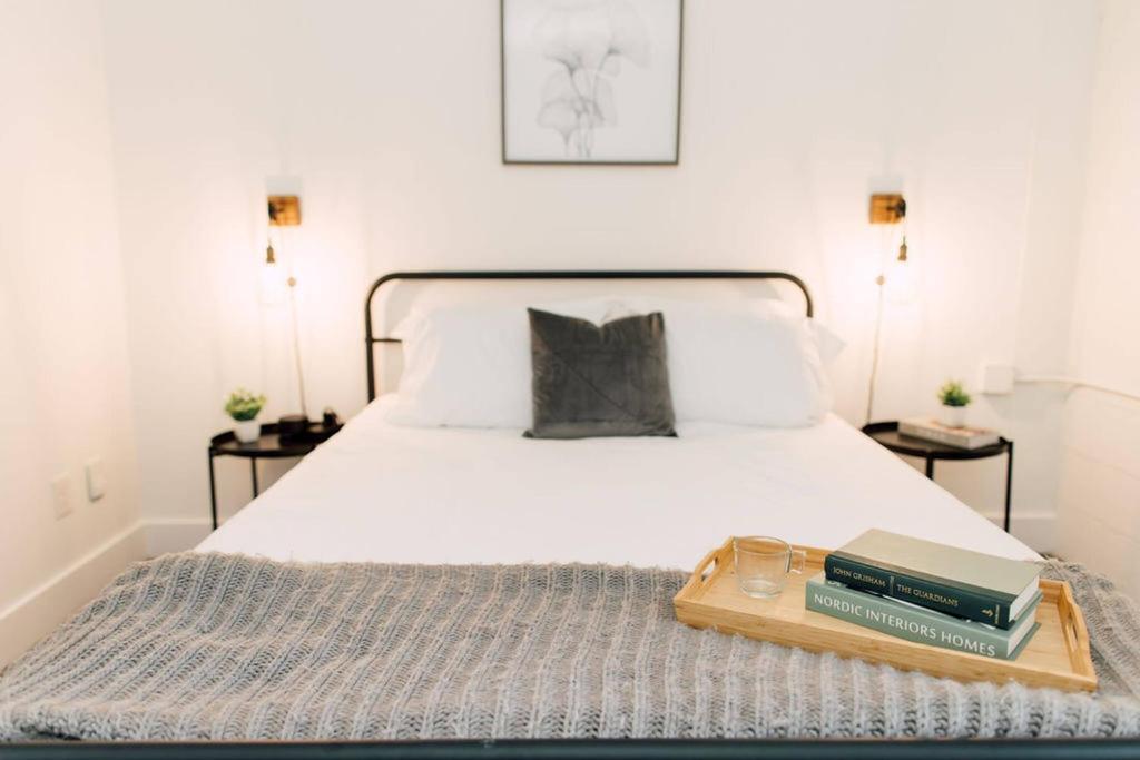 <The Eleanor> - City Skyline View > Rooftop, Atlanta