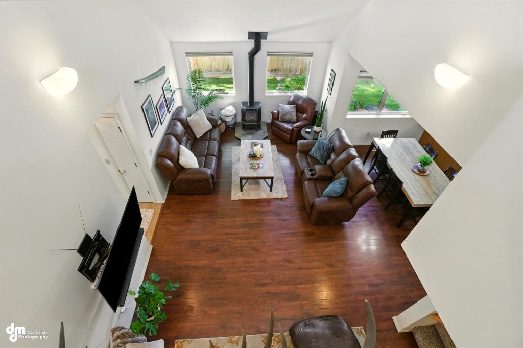 Coastal Place - BEST location in Downtown!, Anchorage