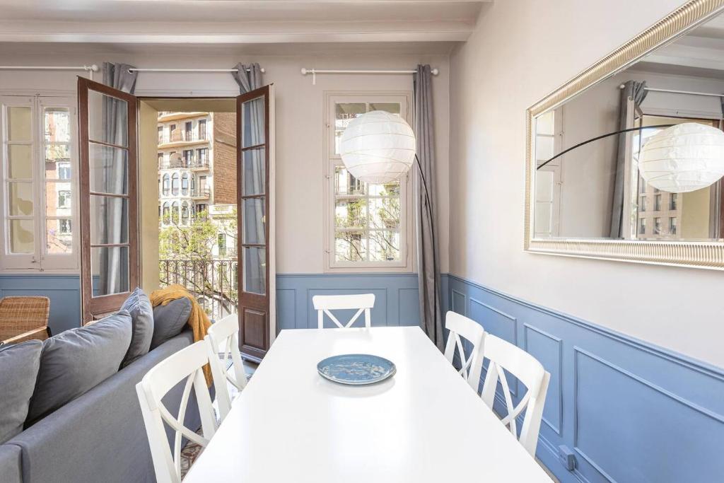 Classic apartment with terrace - 5