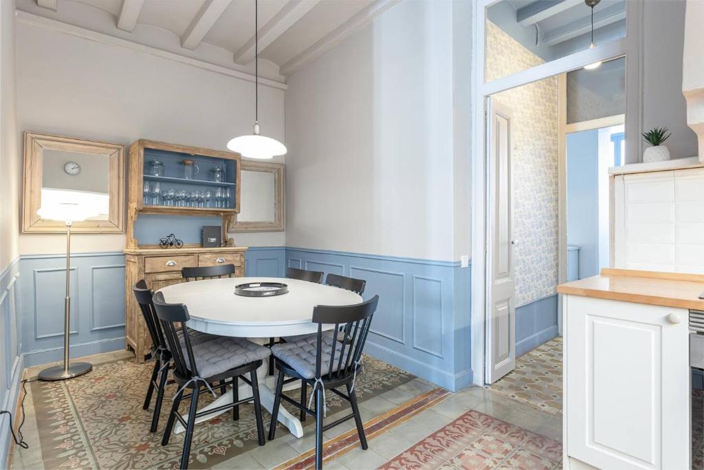 Classic apartment with terrace - 3