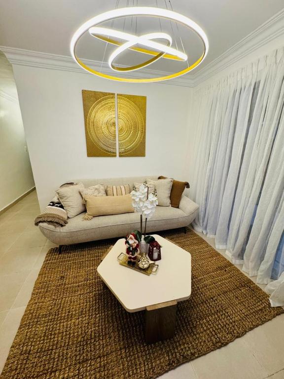 Luxurious and comfortable 1 level, Juan López