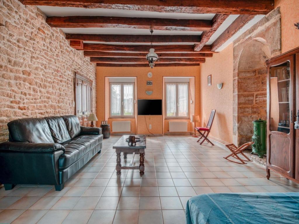 Cottage in Champagne with Farm Views, Nouart