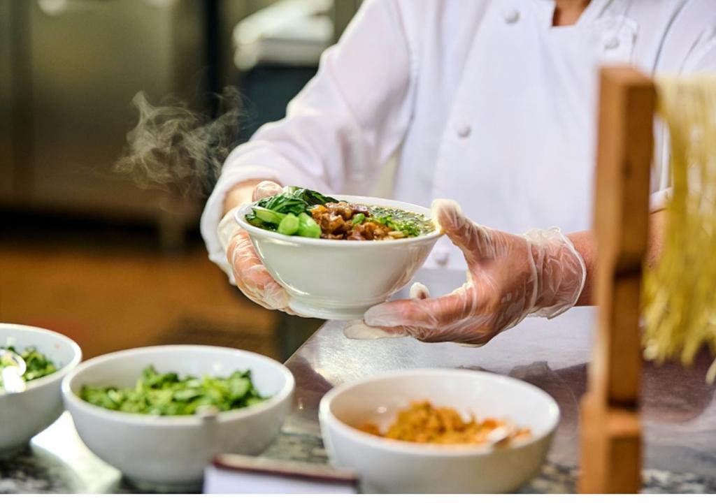 Еда и напитки