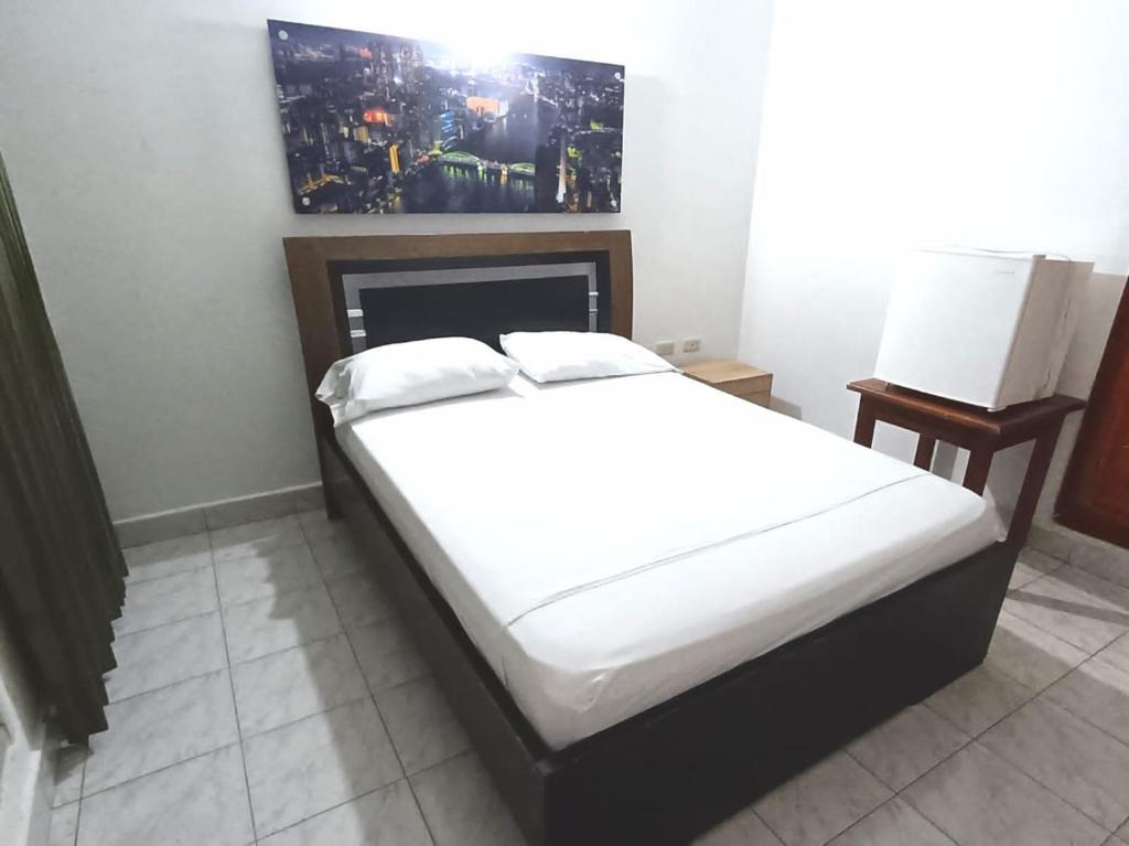 Hotel San Rafael - 3