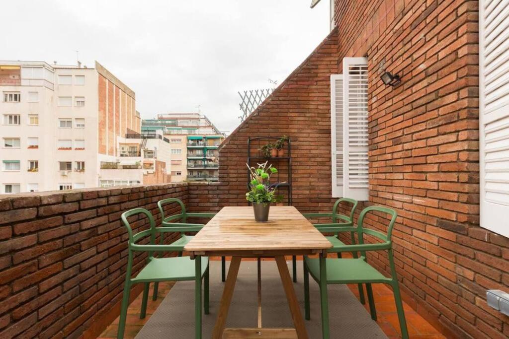 2 Bdr Penthouse In Grcia - 3