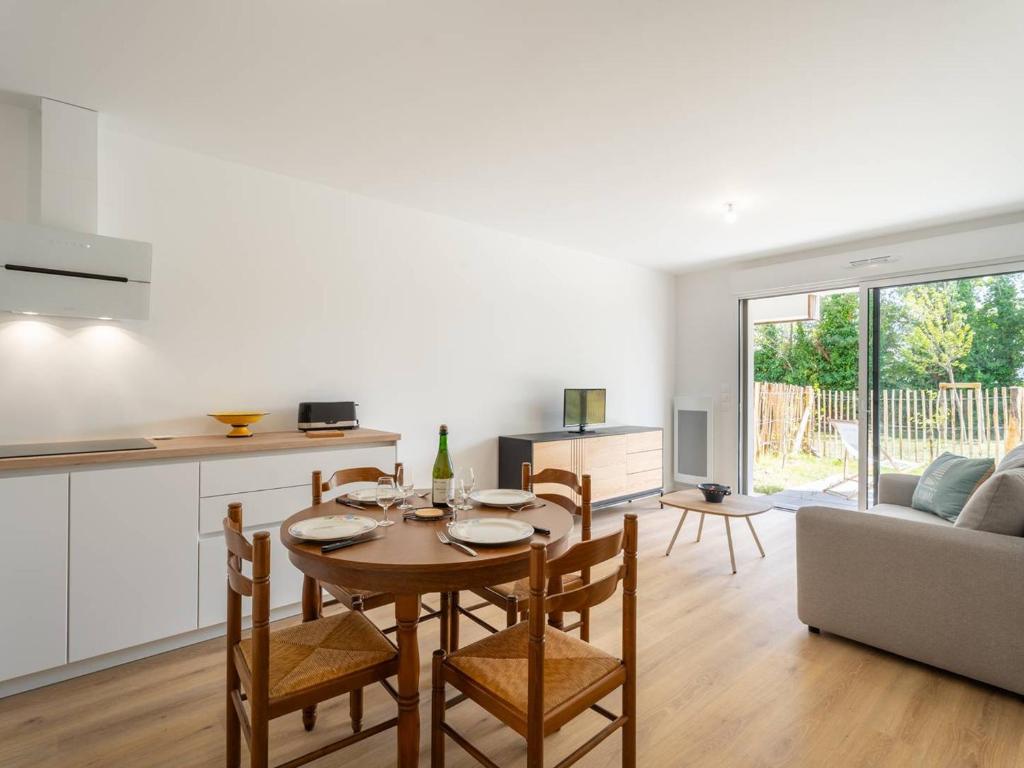 Carnac: Appart 3P 58m² avec terrasse et jardin, 4 pers, parking inclus - FR-1-477-268 - 2