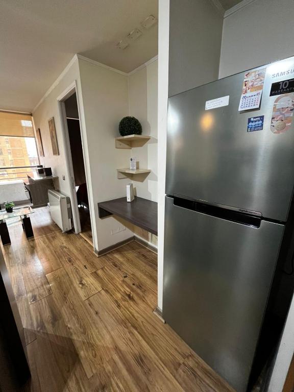 hermoso departamento con balcon - 4