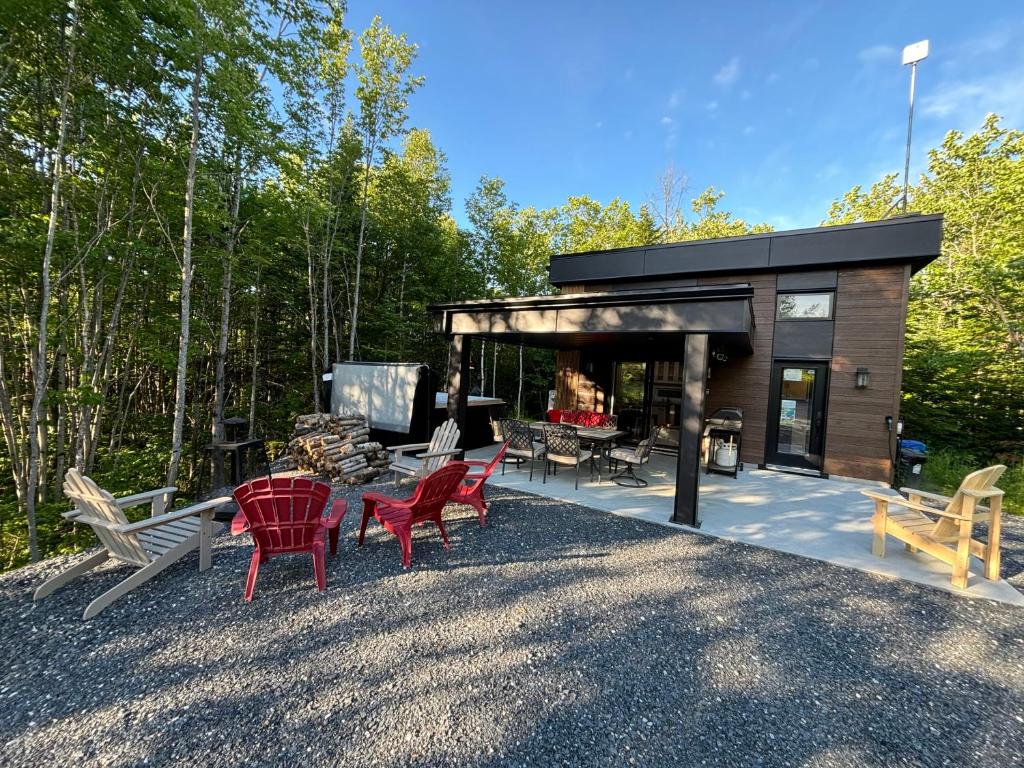 Spa - Chalet Sur Les Sentiers du Pic-Bois, Adstock