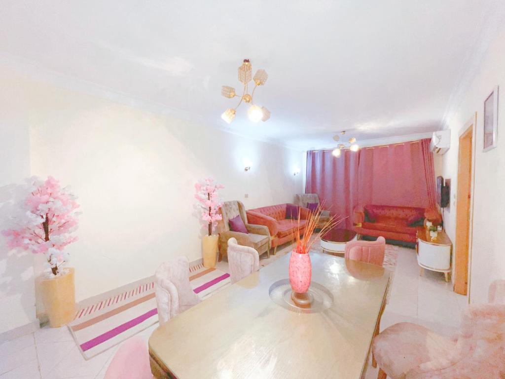 Cairo Apartment by Airport, Káhira