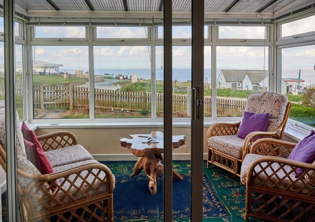 Bungalow with stunning views over Widemouth Bay, Widemouth Bay