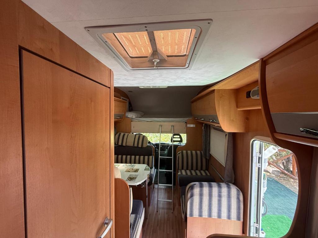 Vintage Camper Sorrento - 2