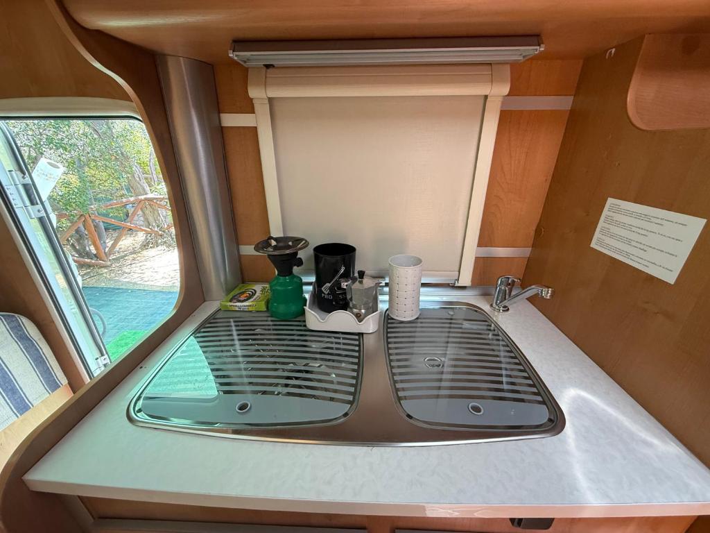 Vintage Camper Sorrento - 5