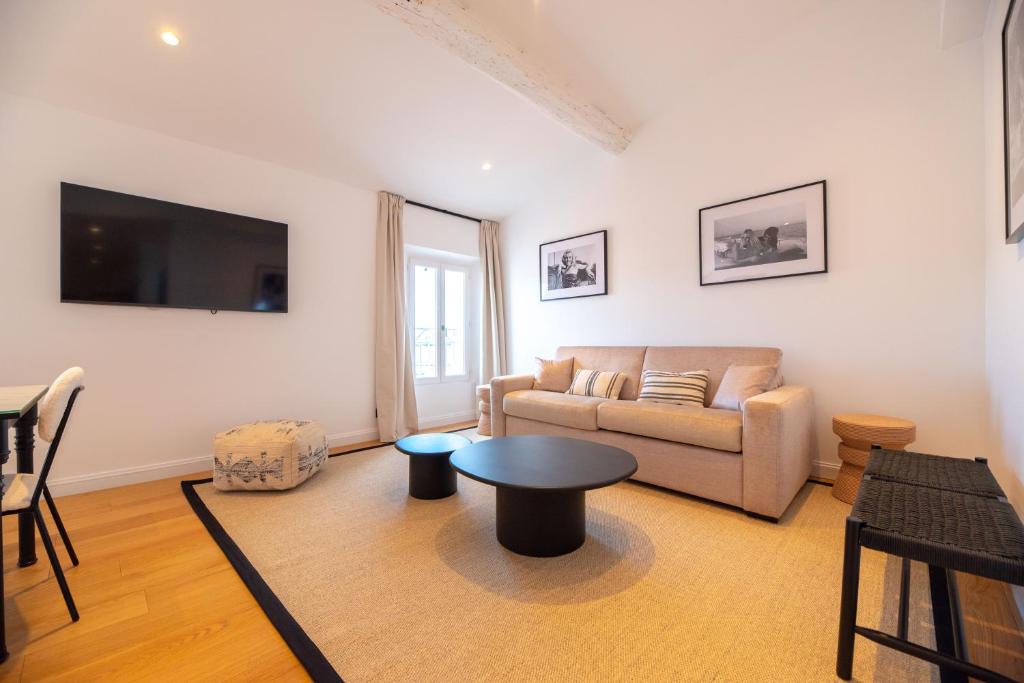 Seaview with Terrace in Cannes, Cannes