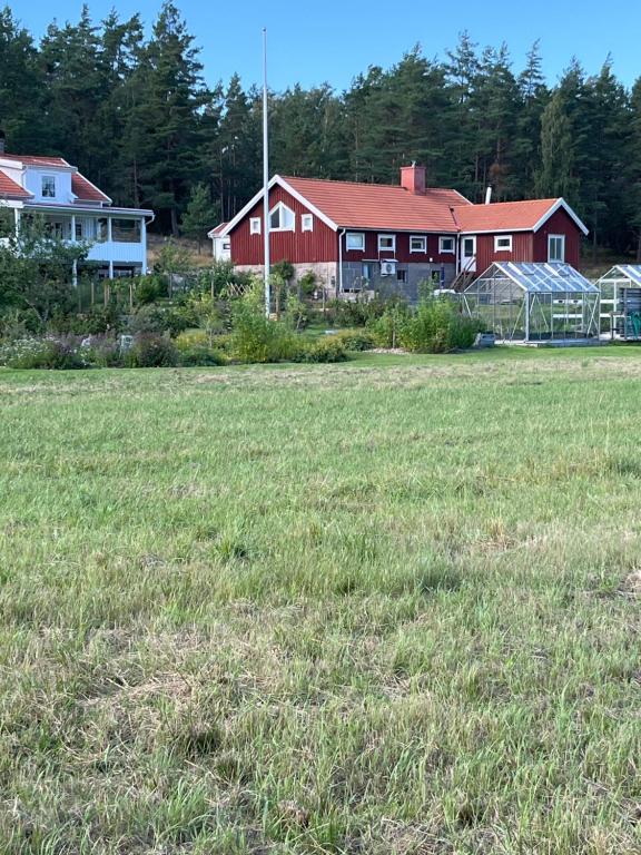 Fjällbacka, Karlshed Gård, Skistad