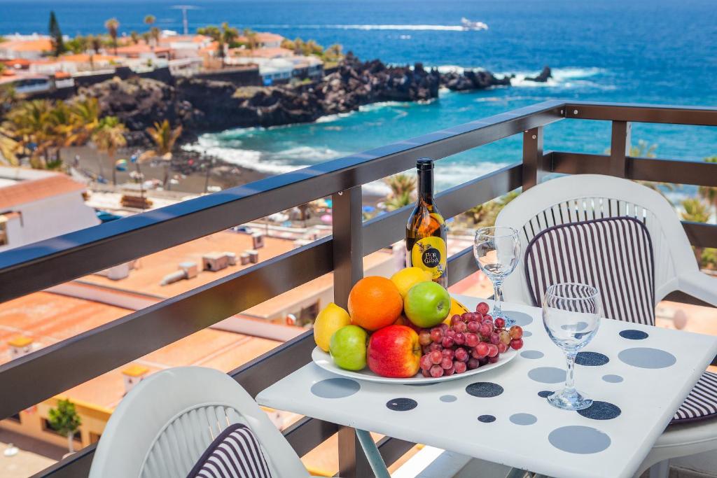 Muy Seguro - Great view for Playa de la Arena, Puerto de Santiago