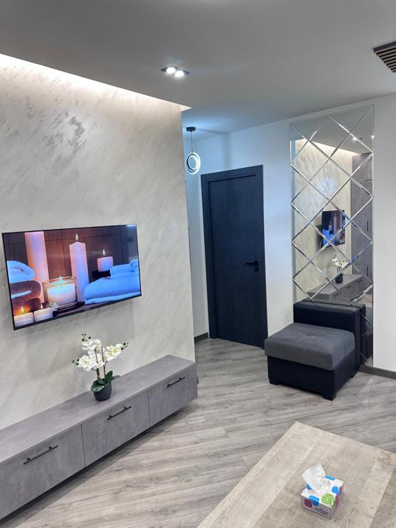 Tnak-Armenia, Jerevan