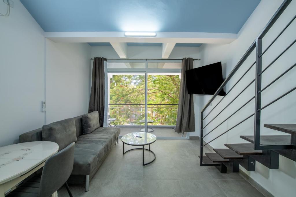 Gallery Suite at Royal park Eilat-Amazing Pool, Eilat