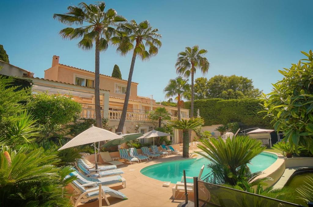 FRGK 'Luxury Villa Mevania Antibes Heated Pool, Spa & Ultra-Fast Wi-Fi' - 2
