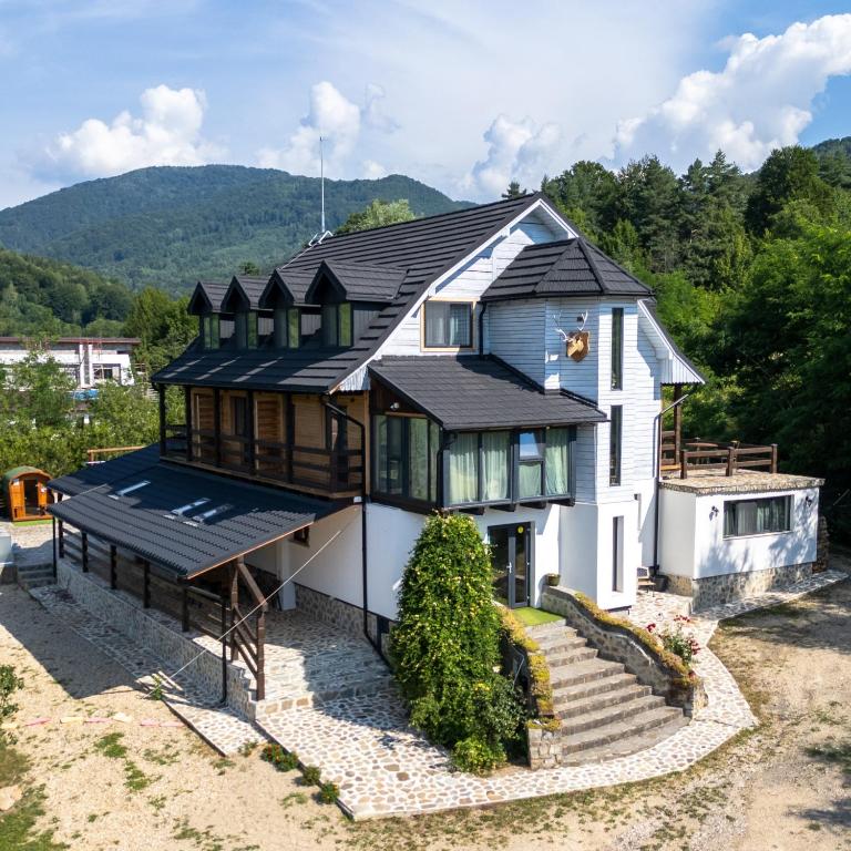 Pensiunea Plaiul Domnesc Runcu, Runcu