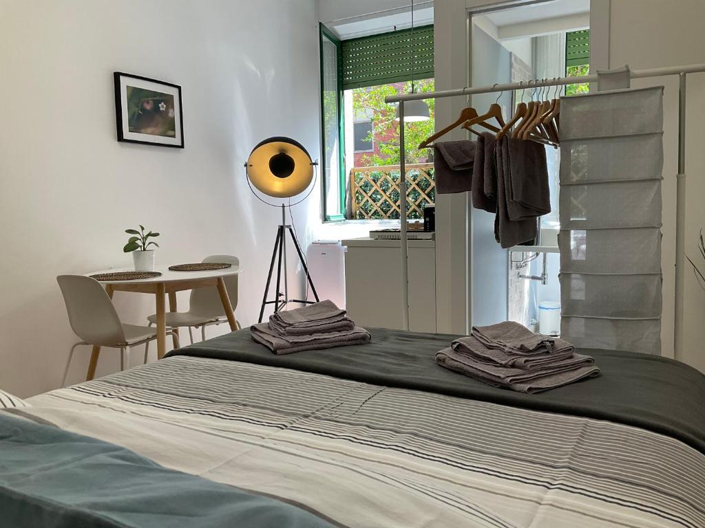 Studio 25 apartment - near metro M3 - 3