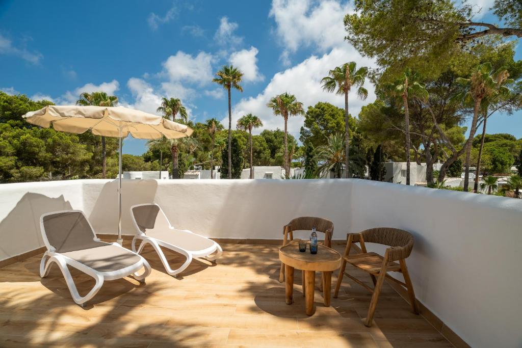 FERGUS Style Punta Arabi — Hotel building in Es Canar, Balearic Islands