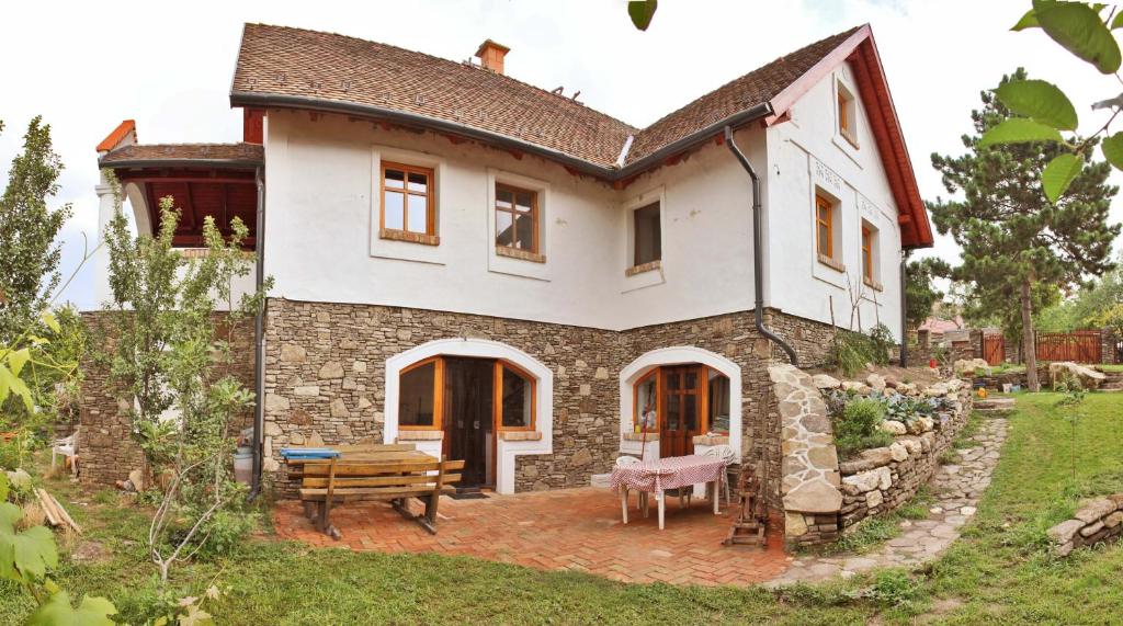 Kőszikla Apartman, Tihany