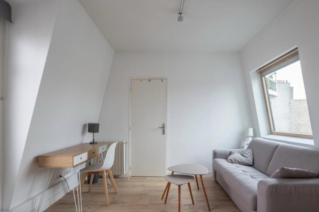 Modern Studio - Heart Of Paris - 2