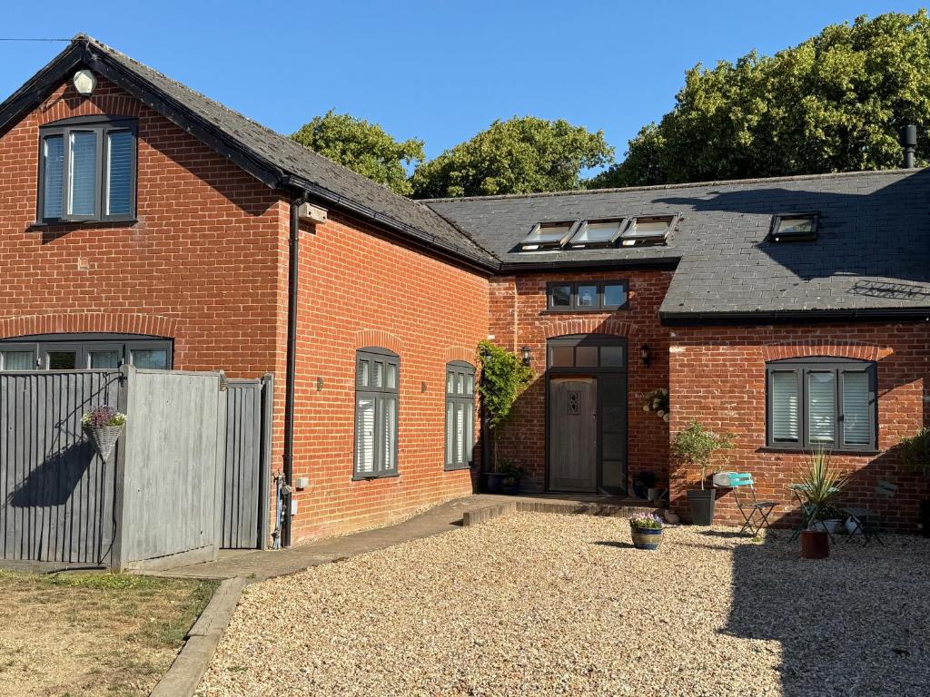 2 Guests - Studio - Ideal for Goodwood & Beach, Пагам