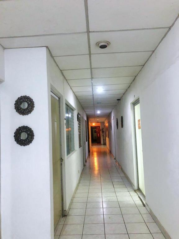 Hostal 5224, San Salvador