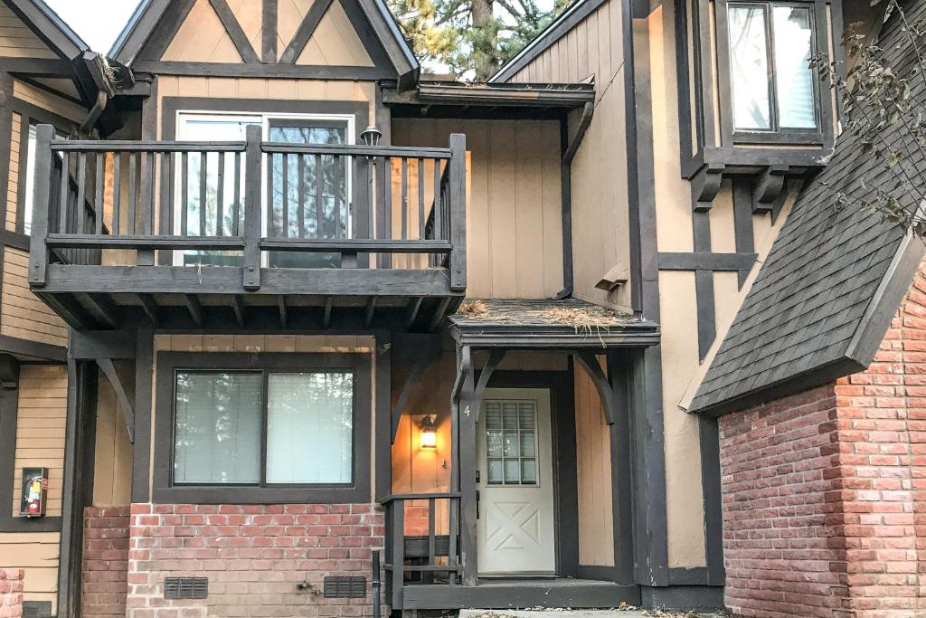 Rosie's Hideaway #331, Big Bear Lake