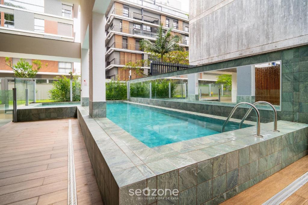 JRR - Apartamentos a 240 metros da Praia de Jurerê, Florianópolis