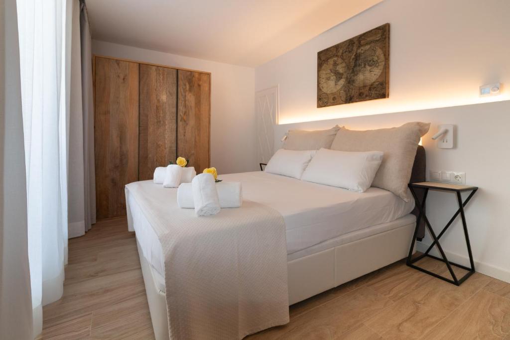 Luxury Penthouse with Jacuzzi & Large Terraces by Passeig de Gràcia - 5
