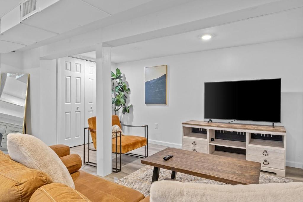 Sweet & Cozy Studio Apartment, South Burlington