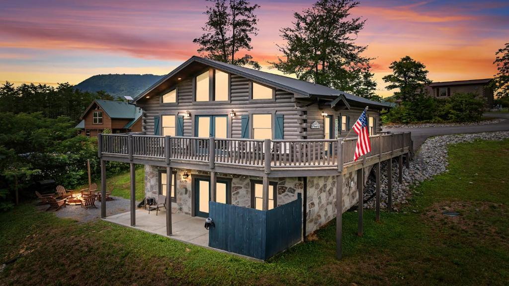 Firefly Bluff, Sevierville