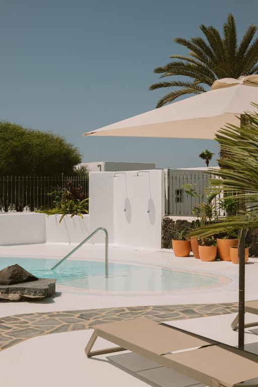 Apartamentos Princesa Guayadeque — Swimming pool in Puerto del Carmen, Canary Islands